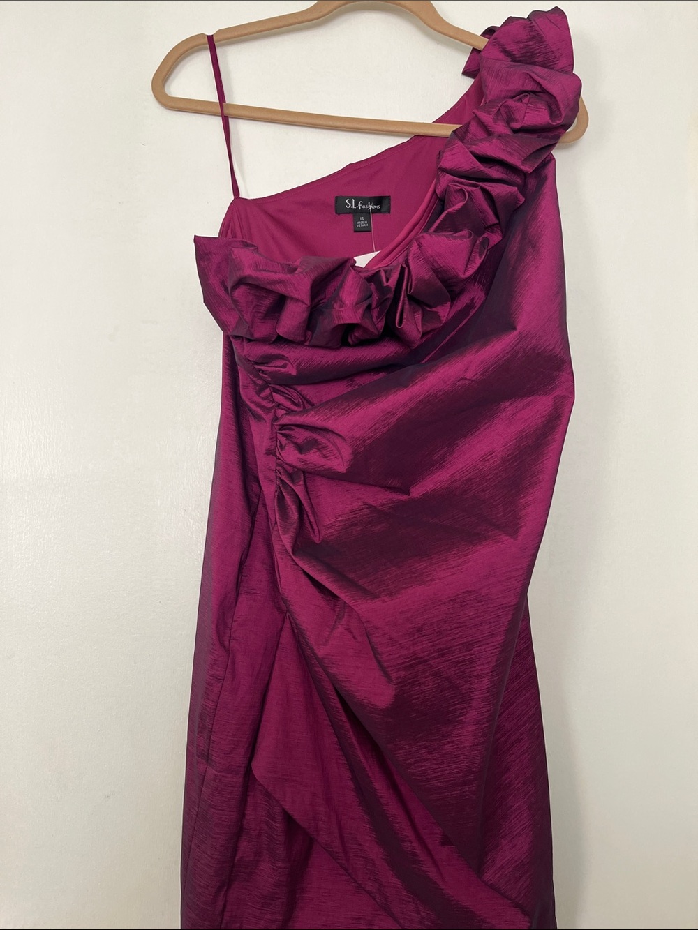 SL Fashions One-Shoulder Ruffle Dress in Magenta